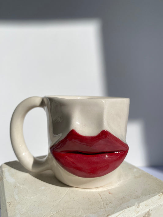 Red lips mug