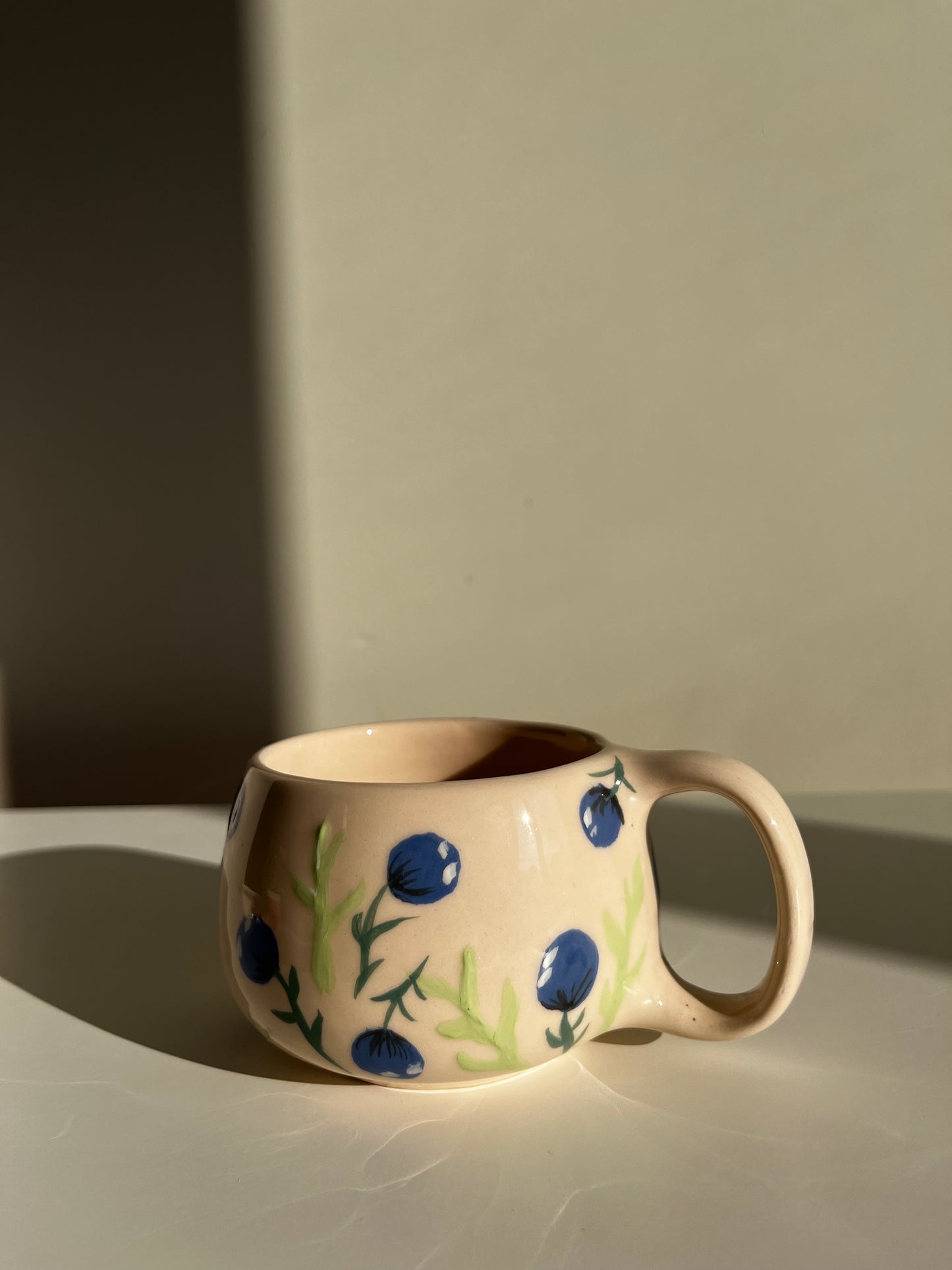 Royal Berries Mug